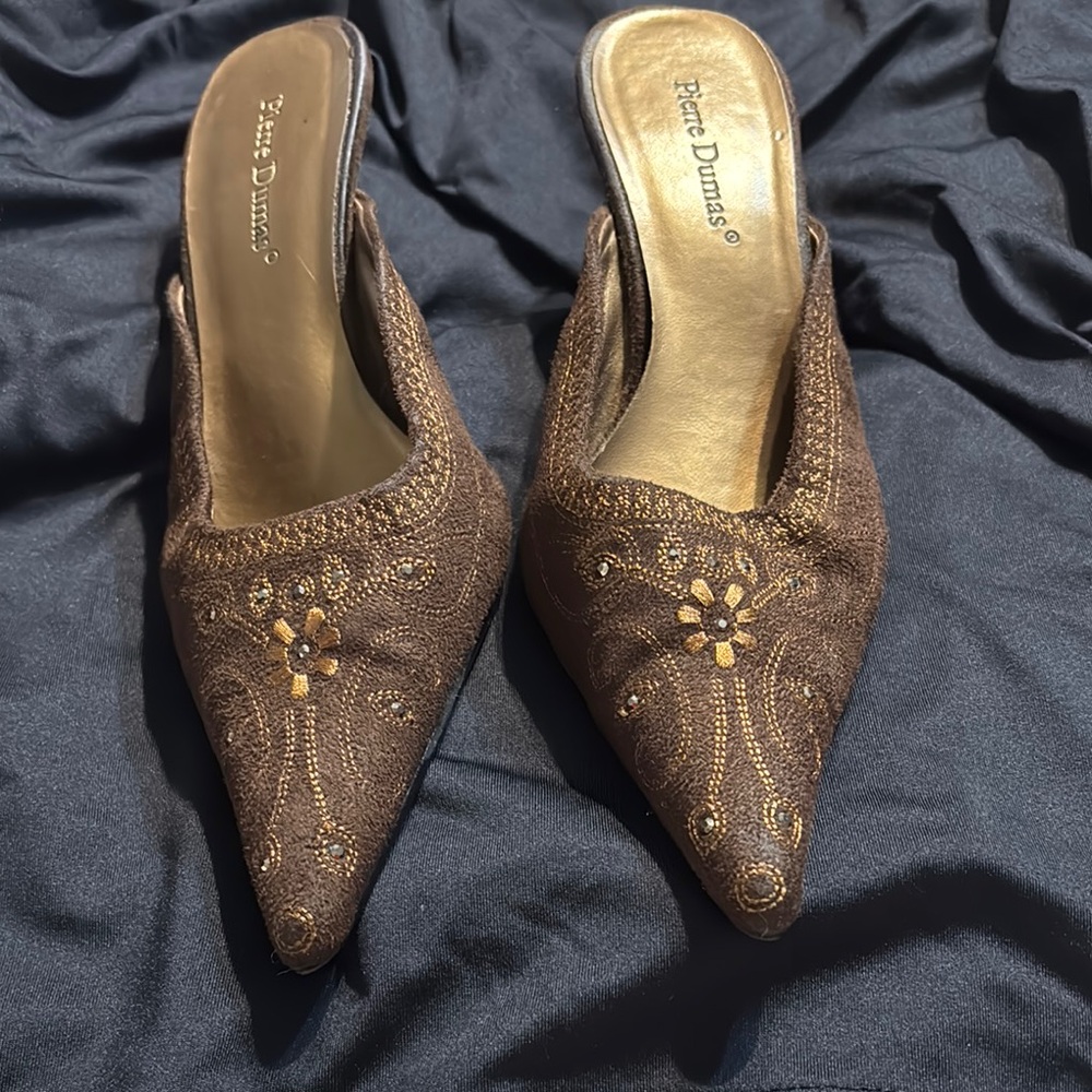 Pierre Dumas Brown and Gold Mules with Elegant Design